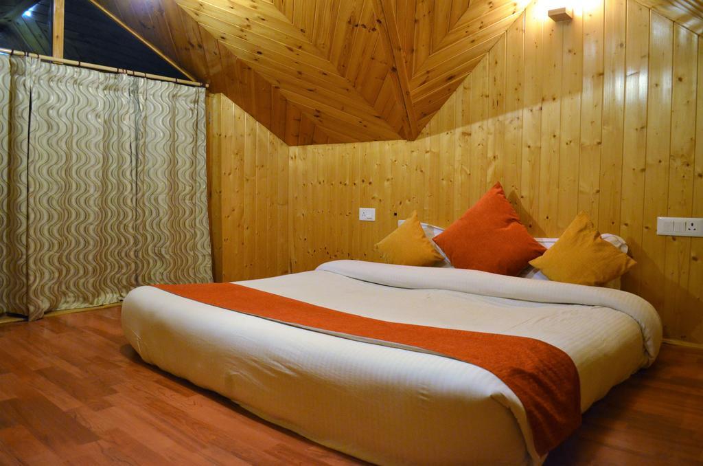 Gezellig Inn - Tree Hill Cottages & Kanyal Villas Манали Экстерьер фото